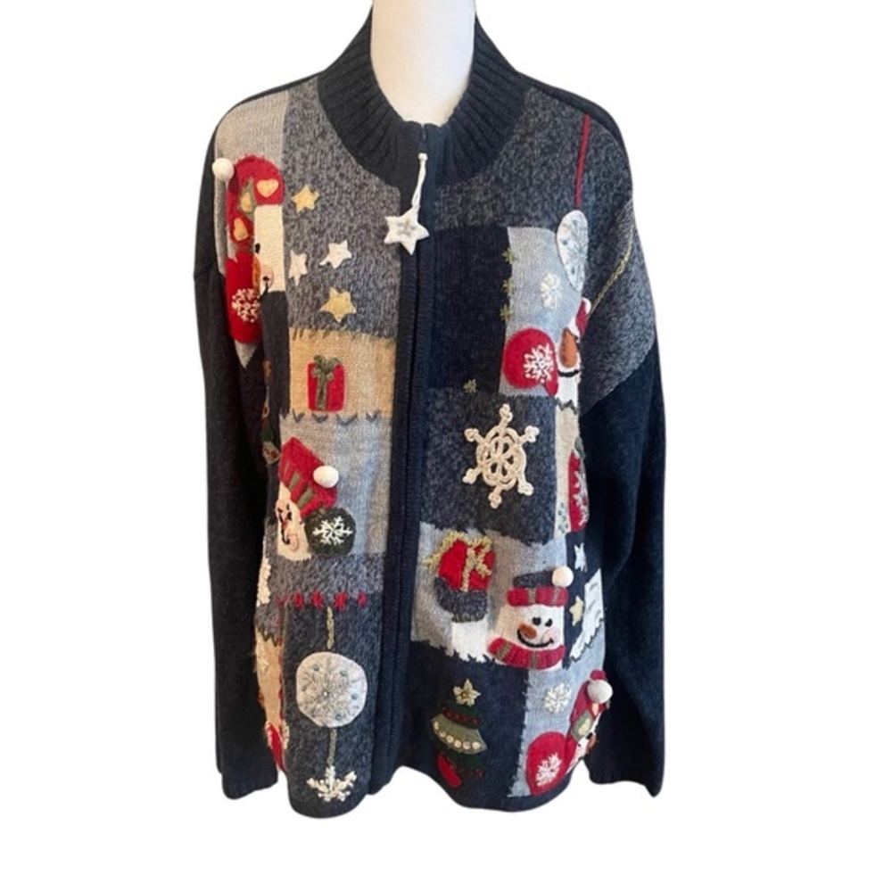 Tiara International Women’s Holiday Large Sweater Christmas Sweatshirt.